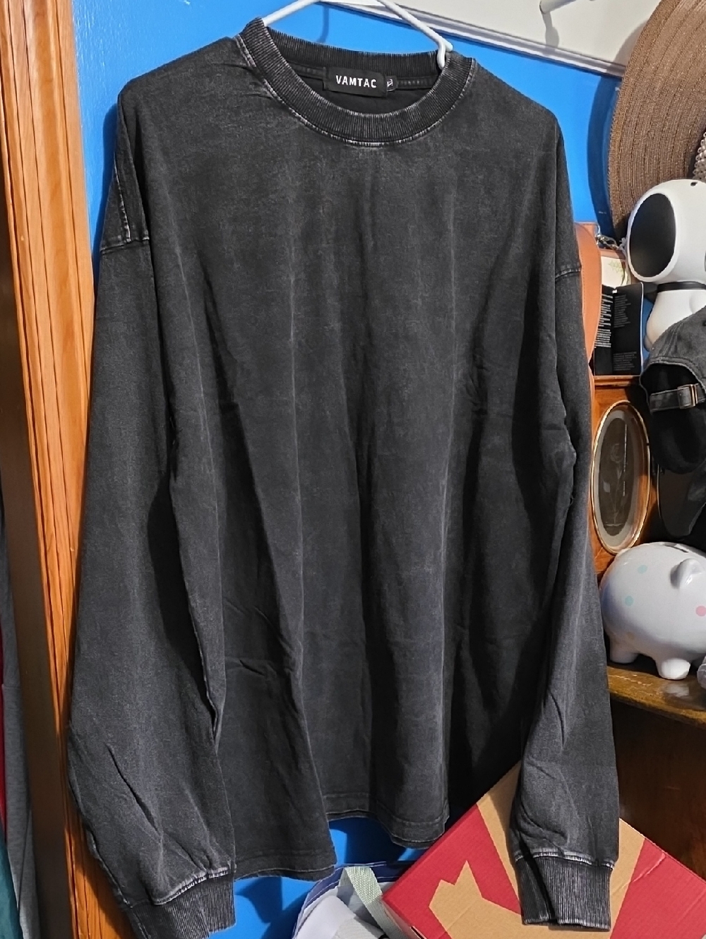 Men's Black Washed Crewneck Sweatshirt